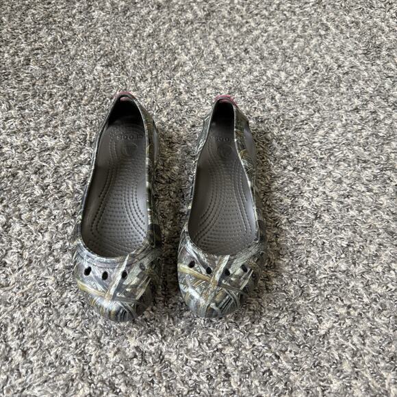 Crocs Kadee Realtree flat Women's Size 7 Camouflage Shoe EUC - Picture 2 of 7